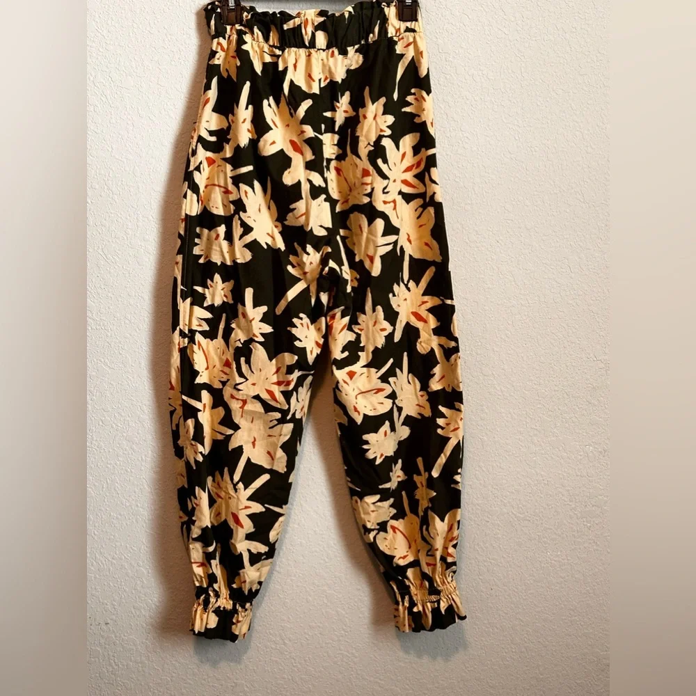 Zara Floral Green Floral Pullon High Waisted Cotton Trousers Women's Size Medium